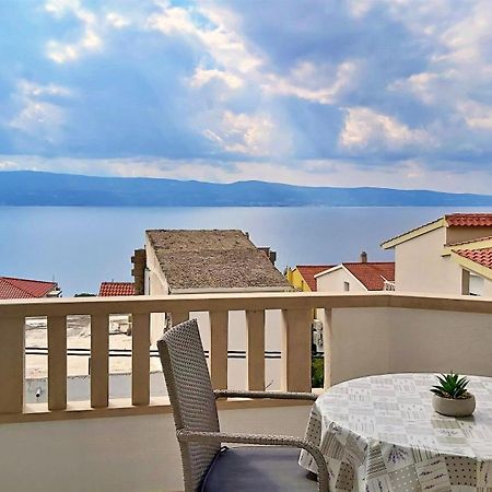 Apartments Nemira Omiš Rom bilde