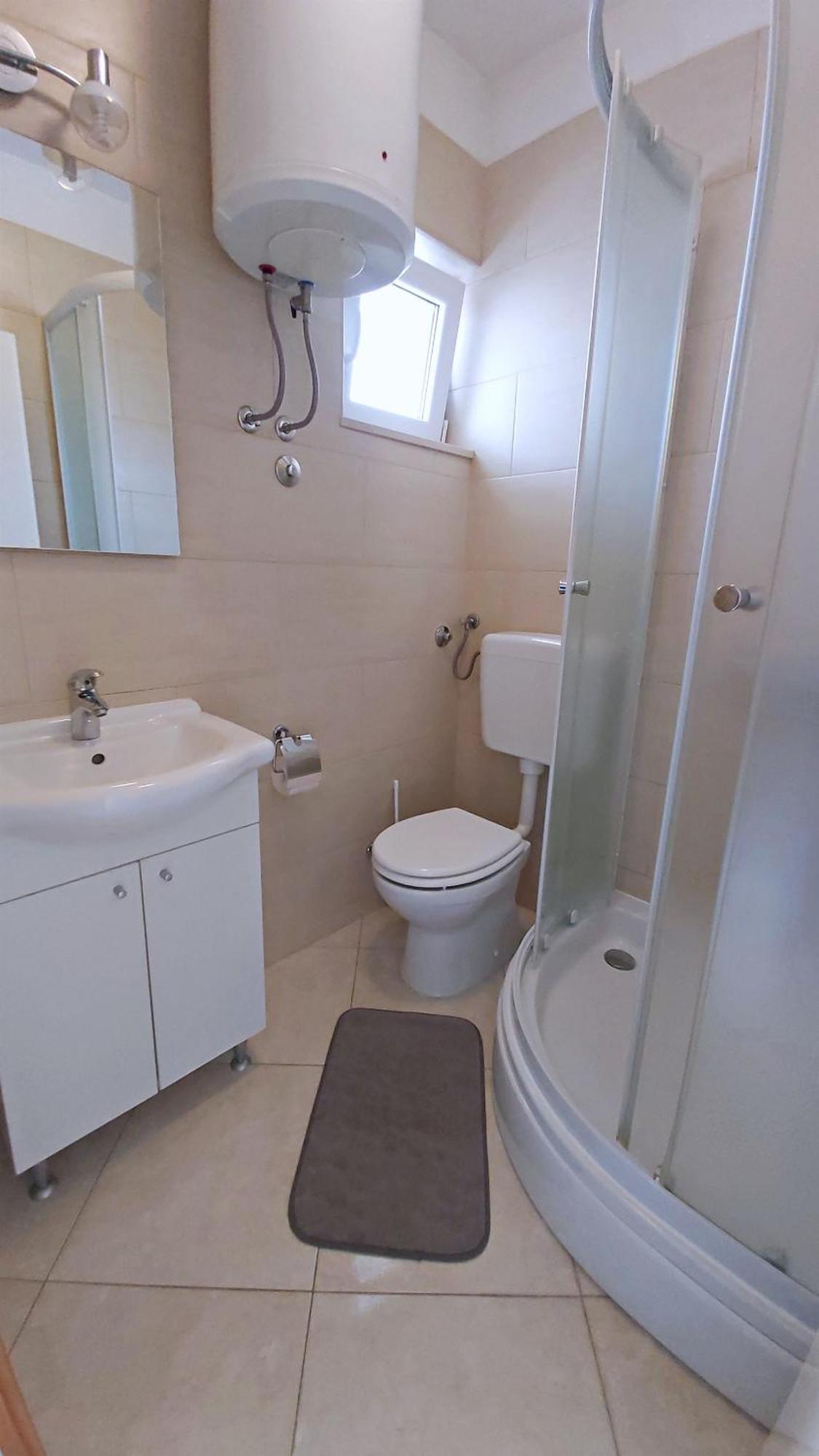 Apartments Nemira Omiš Rom bilde