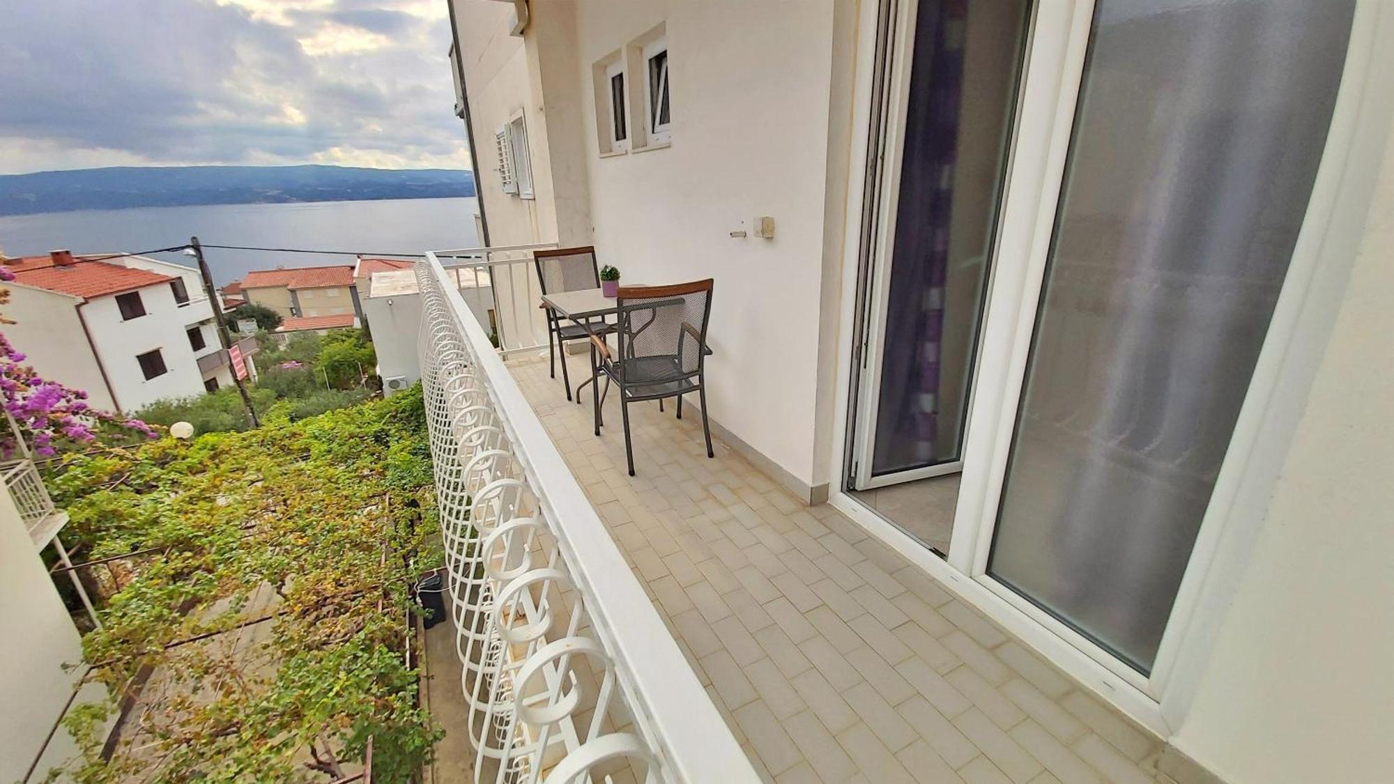 Apartments Nemira Omiš Rom bilde