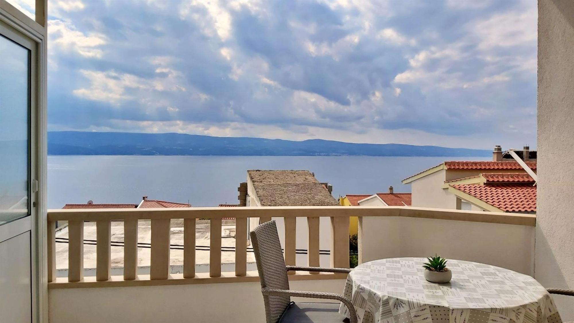 Apartments Nemira Omiš Rom bilde